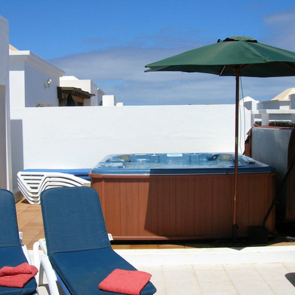 4 Bedroom Private Villas Costa Teguise